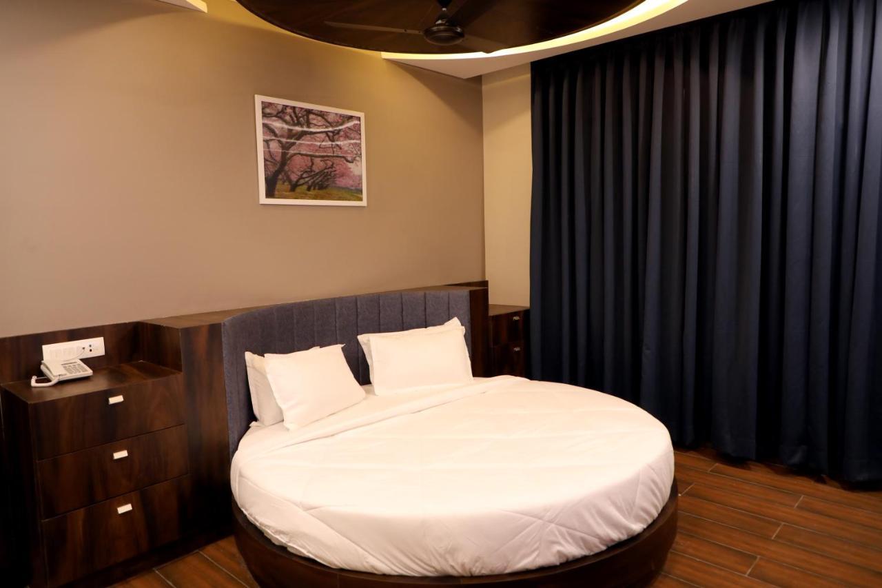 Hotel Nest Bhuj Zewnętrze zdjęcie
