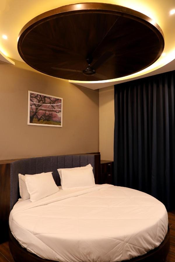 Hotel Nest Bhuj Zewnętrze zdjęcie