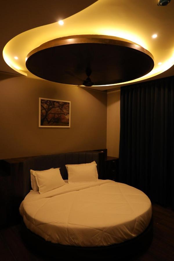 Hotel Nest Bhuj Zewnętrze zdjęcie